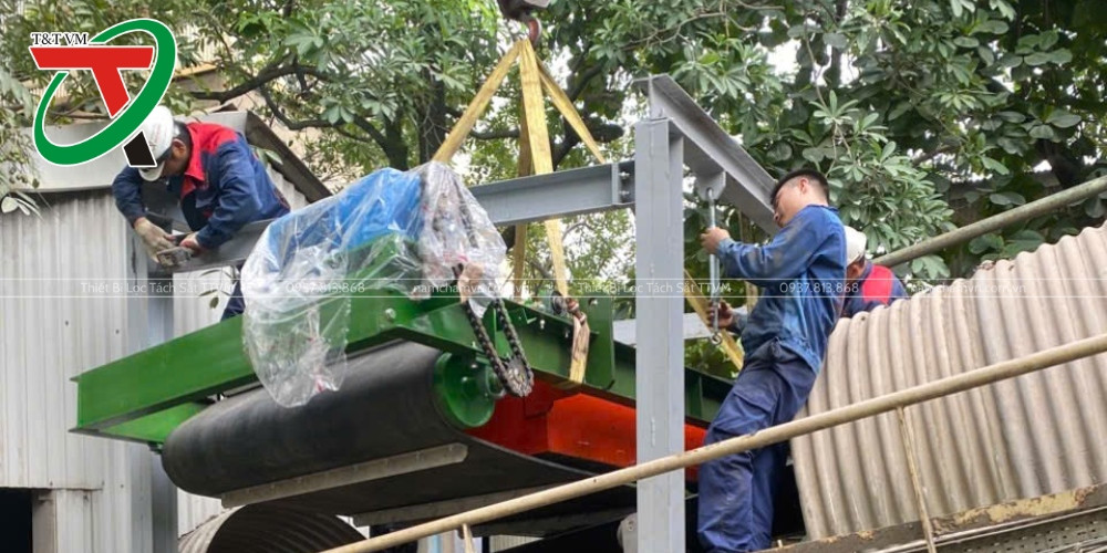 Lắp đặt Thiết Bị Tách Sắt